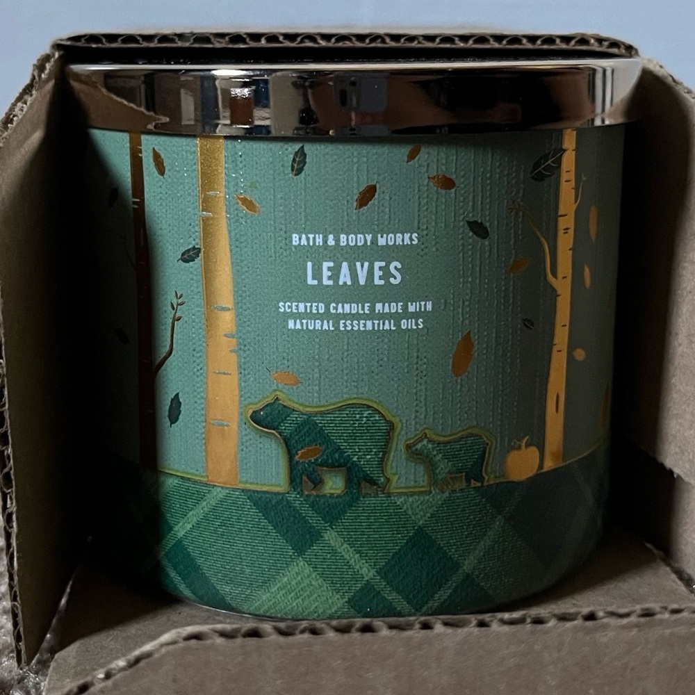 Bath & Body Works LEAVES 3 Wick Scented Large Jar Candle 14.5 oz